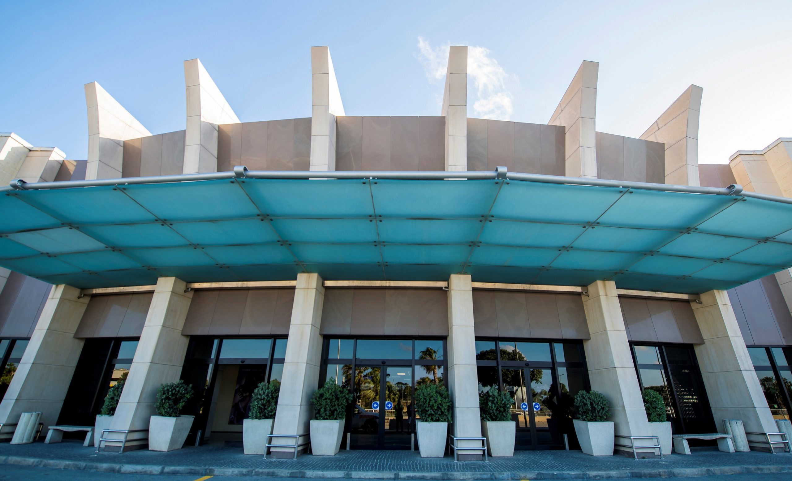 Thumbnail for Malta International Airport plc reports drop of almost €70 million in total revenues for 2020