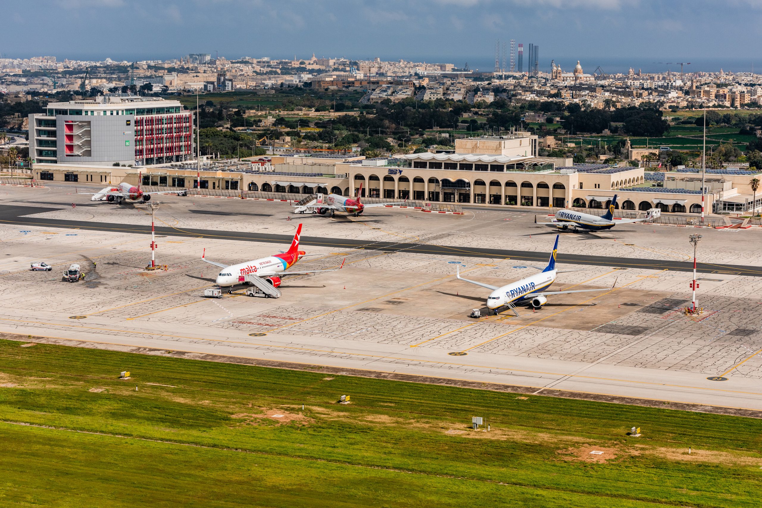 Thumbnail for Malta International Airport publishes its traffic results for Q1 2022